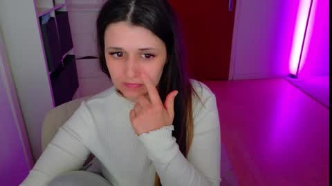 jennasxy19 online show from September 26, 10:36 pm