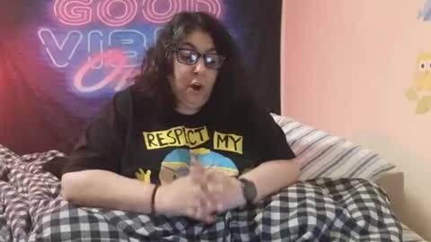 Snapshot of jennabrady chatting on June 27, 11:10 pm Dragon Queen. Be my Dragon -- and online show from June 27, 11:10 pm