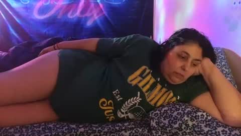 Snapshot of jennabrady chatting on July 7, 7:34 am Dragon Queen. Be my Dragon -- and online show from July 7, 7:34 am