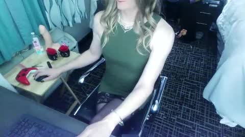 Jenna Cross online show from February 28, 2:53 am