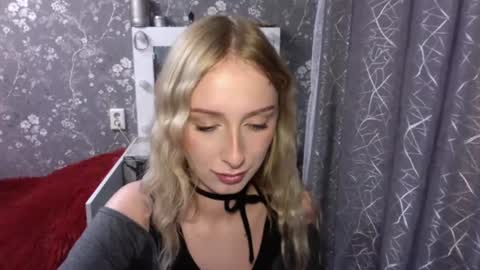 Snapshot of jennalomer chatting on June 15, 3:47 pm Jenna online show from June 15, 3:47 pm