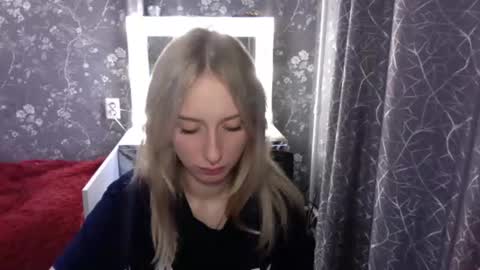 Snapshot of jennalomer chatting on June 27, 12:22 pm Jenna online show from June 27, 12:22 pm