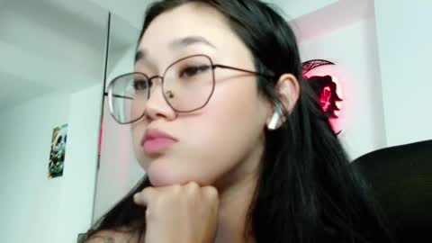 JENNA online show from December 6, 4:38 pm