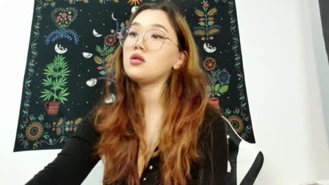 JENNA online show from September 19, 1:45 pm