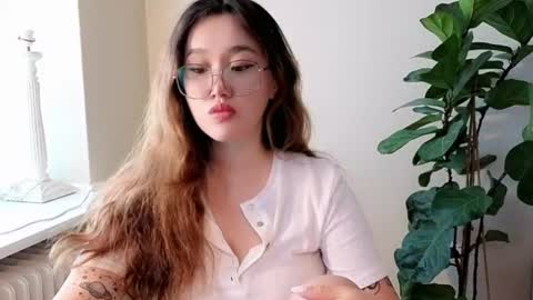 JENNA online show from August 3, 5:39 am