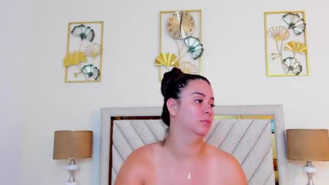 jenner_madison online show from June 17, 11:56 am