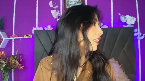 Jenner online show from December 15, 10:18 am