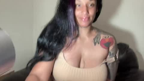 Snapshot of jenni_cash chatting on July 7, 7:34 am Mistress Jenni online show from July 7, 7:34 am