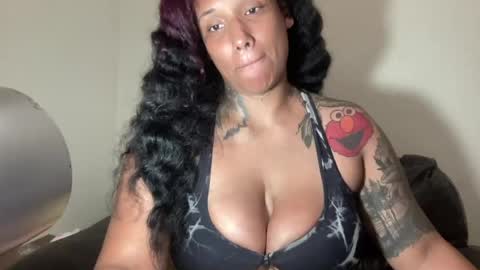 Snapshot of jenni_cash chatting on July 27, 1:12 am Mistress Jenni online show from July 27, 1:12 am