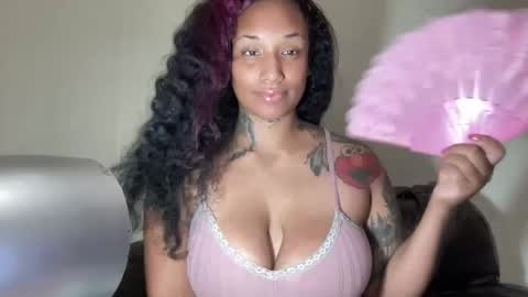 Snapshot of jenni_cash chatting on August 1, 12:54 am Mistress Jenni online show from August 1, 12:54 am
