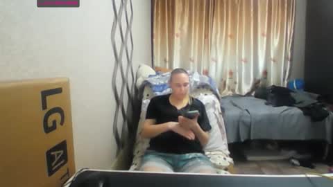 JenniDeep online show from November 18, 12:20 pm