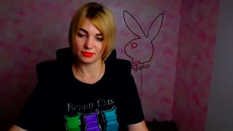 Snapshot of jennifer_cuttie chatting on July 27, 11:50 am Jennifer online show from July 27, 11:50 am