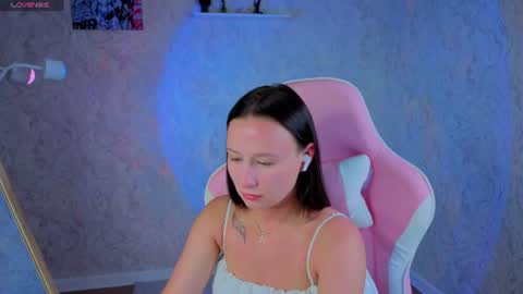 jennifer online show from July 1, 1:40 am