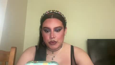 Snapshot of jennifer_robbie chatting on May 26, 6:31 am jennifer_robbie online show from May 26, 6:31 am