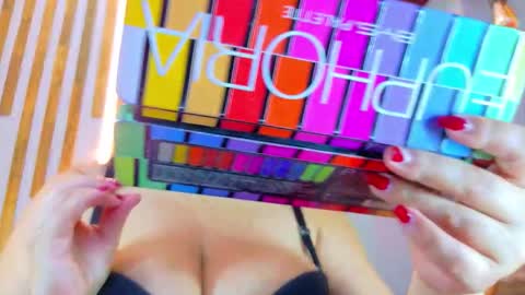 Snapshot of jennifer_vega1 chatting on December 15, 9:19 pm Jennifer vega online show from December 15, 9:19 pm
