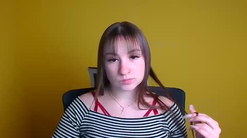 Jennifer online show from January 4, 1:31 pm