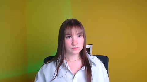 Jennifer online show from February 4, 10:00 am