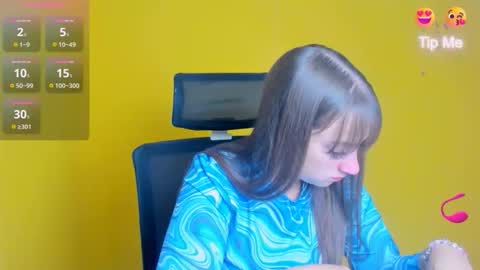 Jennifer online show from September 13, 5:29 am