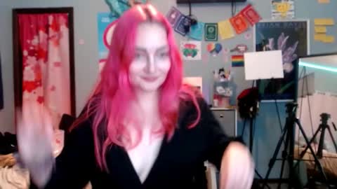Jennifer Gwen online show from November 18, 2:17 am