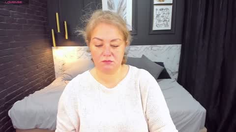 Snapshot of jenniferlight chatting on January 18, 1:08 pm Jennifer online show from January 18, 1:08 pm