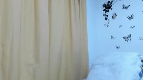 jenniferloveyou online show from February 26, 5:01 pm