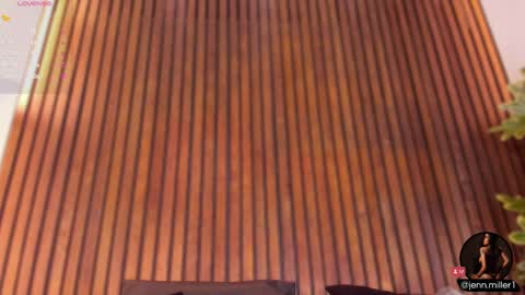     online show from March 11, 11:44 am