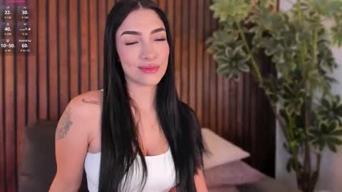     online show from October 9, 12:03 pm