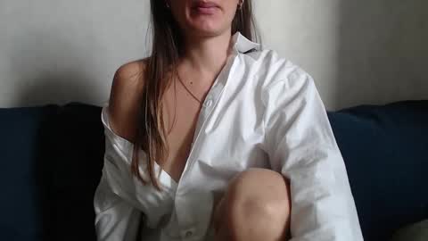 Jenny online show from October 8, 7:39 am