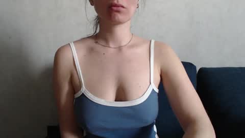 Jenny online show from May 5, 8:33 am