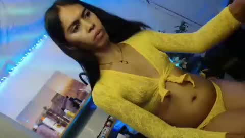 PRETTY JENNY online show from March 23, 9:30 pm