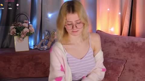 jenny_bunny_ online show from February 17, 1:36 am