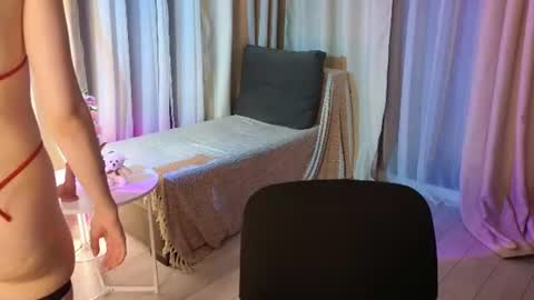 Snapshot of jenny_bunny_ chatting on June 11, 2:53 am jenny_bunny_ online show from June 11, 2:53 am