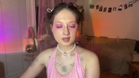 Snapshot of jenny_cox_love chatting on July 19, 7:06 pm Jennifer Jenny Darling online show from July 19, 7:06 pm