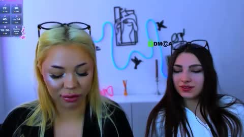 jenny_donne online show from March 13, 6:09 am