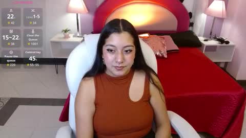 Snapshot of jenny_golden1 chatting on November 7, 1:11 pm Jenny online show from November 7, 1:11 pm
