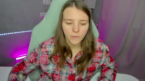 Jenny online show from April 21, 9:26 am