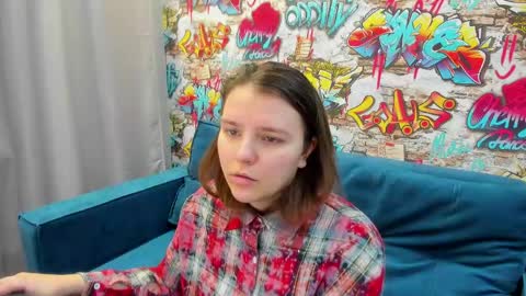 Jenny online show from April 29, 9:24 am