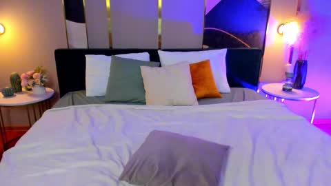 Jennt online show from February 27, 7:12 am