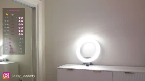 Snapshot of jenny_perry chatting on February 3, 2:53 am Jenny Instagram jenny ppperry NEXT LIVE TUESDAY online show from February 3, 2:53 am