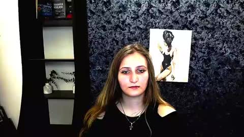 Snapshot of jenny_smille_ chatting on June 4, 8:31 am jenny_smille_ online show from June 4, 8:31 am