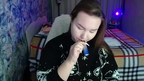 Snapshot of jennyattal chatting on December 14, 3:56 am Jenny online show from December 14, 3:56 am