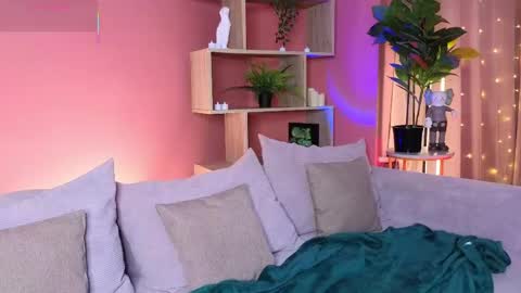 jennyfer_me online show from April 17, 12:41 pm
