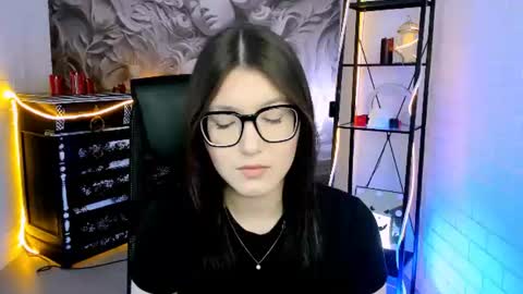 JENNY online show from June 16, 5:10 am