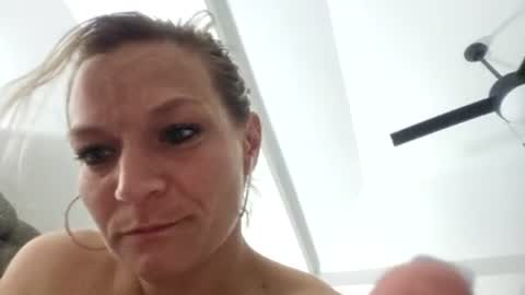 Snapshot of jennyrose6969 chatting on June 12, 7:18 am jennyrose6969 online show from June 12, 7:18 am