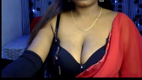 Snapshot of jennysinghaniya chatting on February 10, 11:04 am jenny online show from February 10, 11:04 am