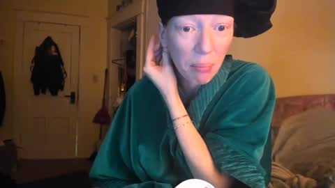 Snapshot of jenovakitty chatting on November 28, 3:58 pm Jenn - come to my onlyfans online show from November 28, 3:58 pm