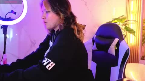 Jeonmei tp    2130- 600 online show from February 24, 1:53 pm