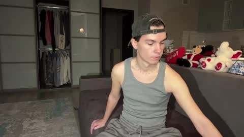 Snapshot of jeremy1scott chatting on November 21, 3:27 am jeremy1scott online show from November 21, 3:27 am