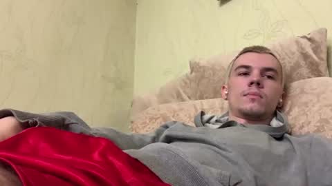 jeremy1scott online show from July 10, 5:23 am