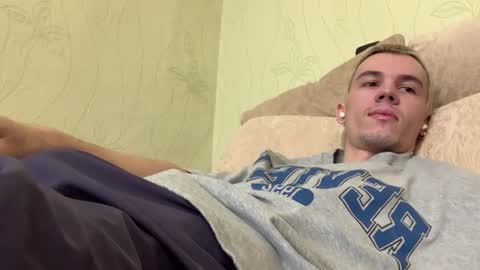 jeremy1scott online show from July 16, 5:13 am